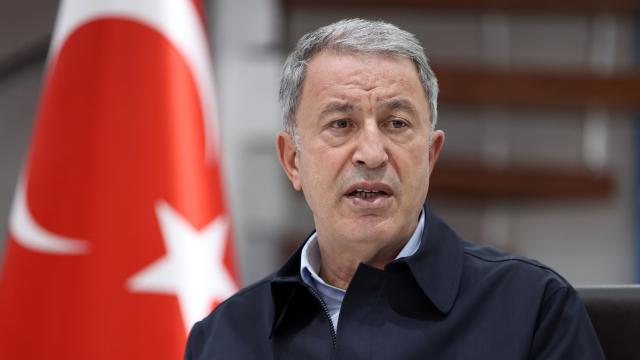 Bakan Akar, Almanya Savunma Bakanı ile görüştü