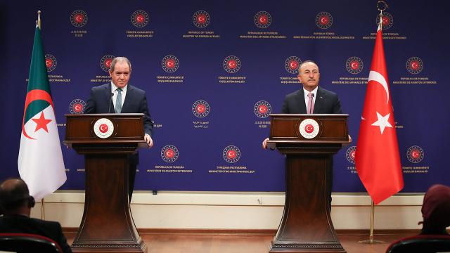 Cezayir Dışişleri Bakanından Çavuşoğluna teşekkür