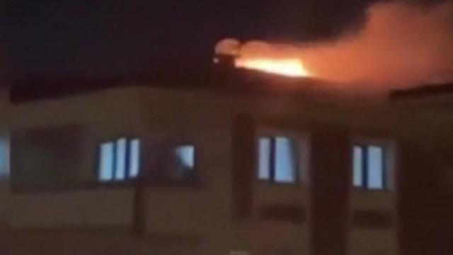 Esenlerde çatı yangını