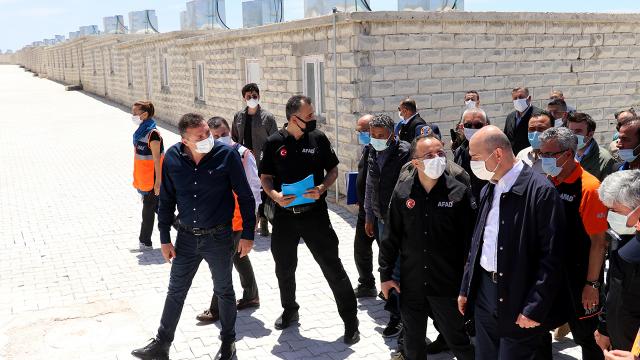 Bakan Soylu: İdlibde 1 yılda 35 bin ev tamamlandı
