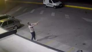 Şampiyonluk kutlayacaktı, elindeki meşale böyle patladı