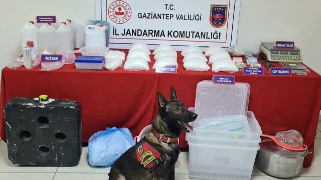 Gaziantepte uyuşturucu imalathanesine operasyon: 4 gözaltı