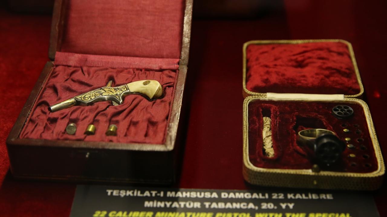 "Teşkilat-ı Mahsusa`nın tabanca ve kılıçlarında üç hilal ve üç yıldız var"