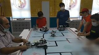 Dünya Eğitim Robotları Yarışması'nın şampiyonu Türkiye'den