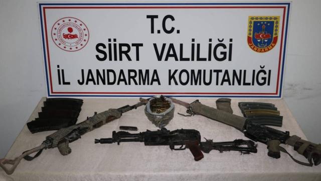 3 teröristin etkisiz hale getirildiği bölgede mühimmat ele geçirildi