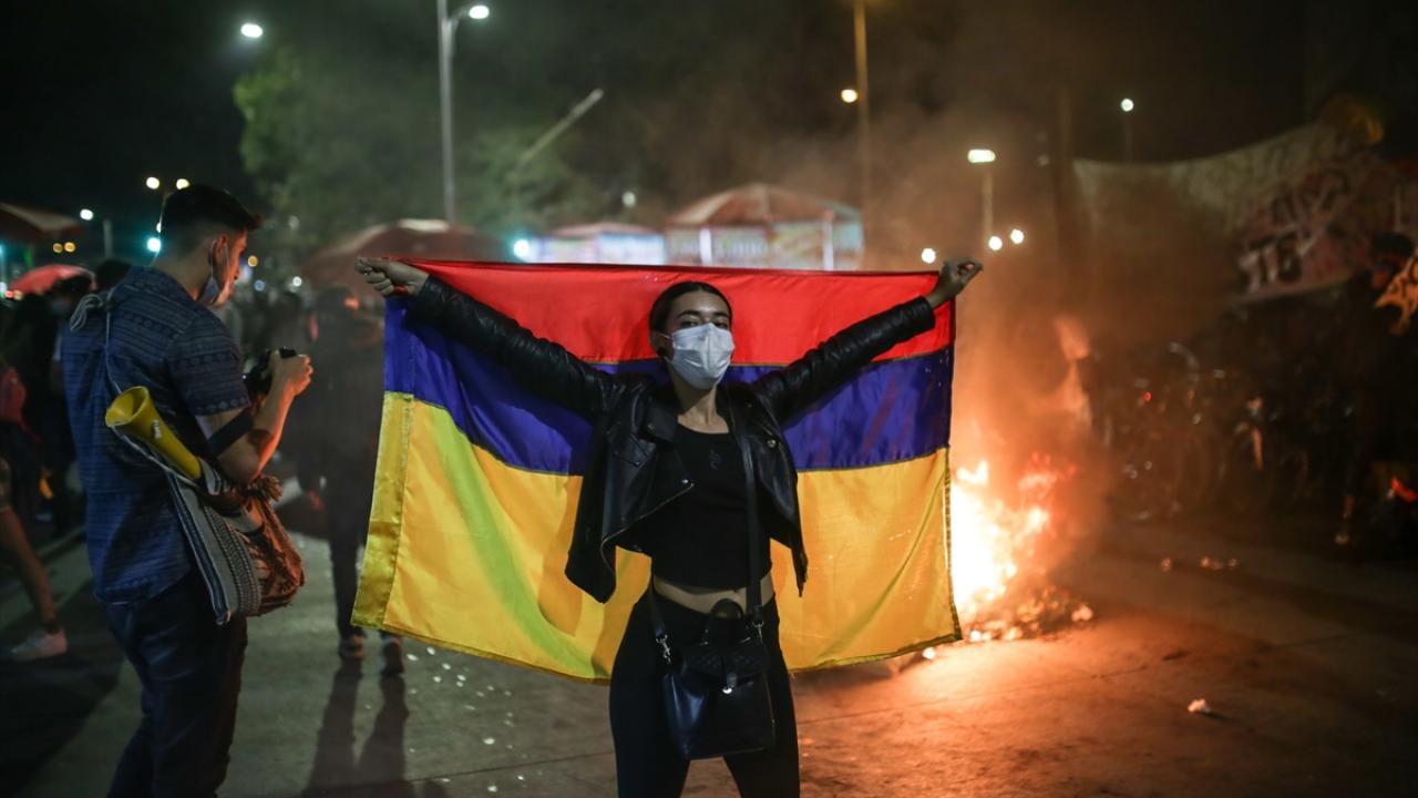 "Protestoculara artık saldırılar durmalı"