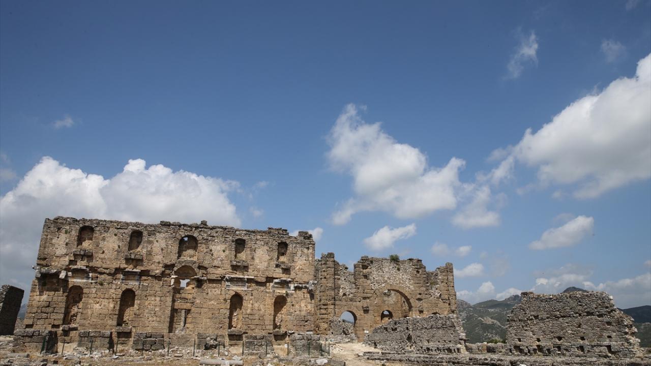 Kazılar yeni verilere ulaşılmasını sağlıyor
