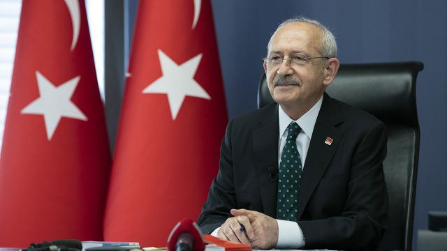 Kılıçdaroğlu, "Filenin Sultanları"nı tebrik etti