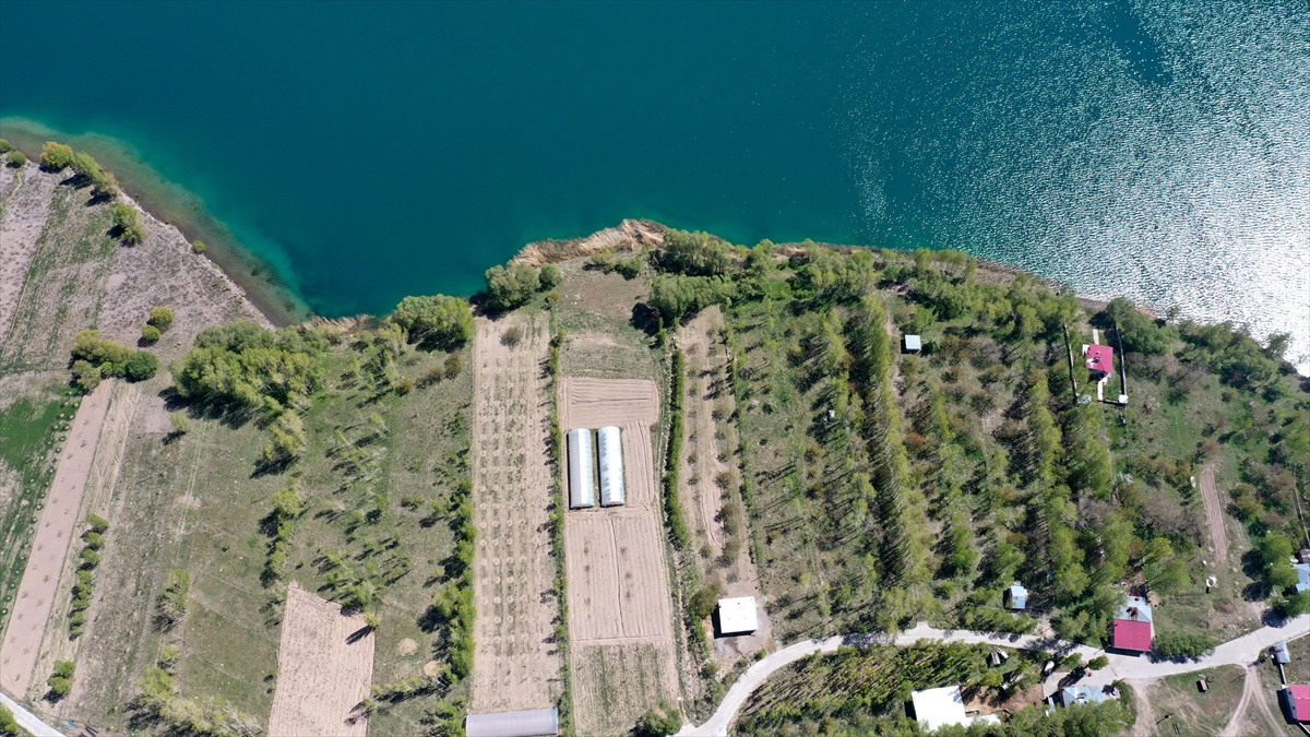 Hamurpet Gölü her mevsim ayrı bir güzelliğe bürünüyor
