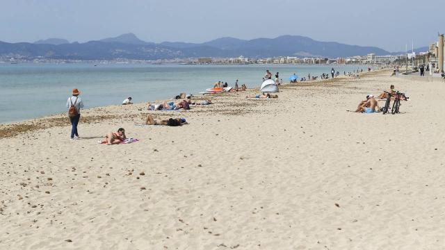 İspanya kısıtlamaları gevşeterek turizm sezonunu açtı