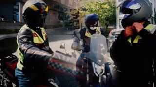 Bagajlarında hayat, yüreklerinde kırgınlık var: Saygı duyun yeter