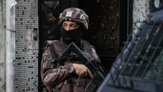 İstanbulda uyuşturucu operasyonu: Çok sayıda gözaltı var