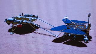 Çin'in uzay aracı Mars yüzeyinde