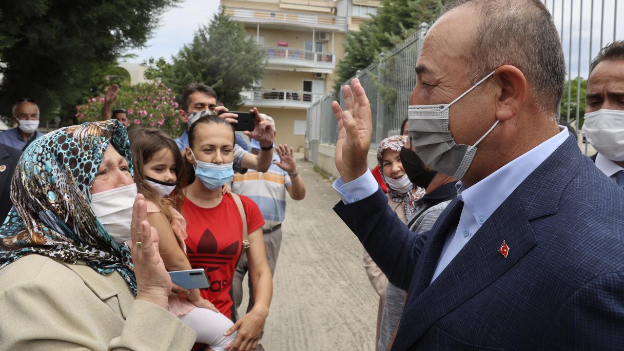 Çavuşoğlu, müftülerle yaptığı görüşmenin ardından Twitter`dan yaptığı paylaşımda,