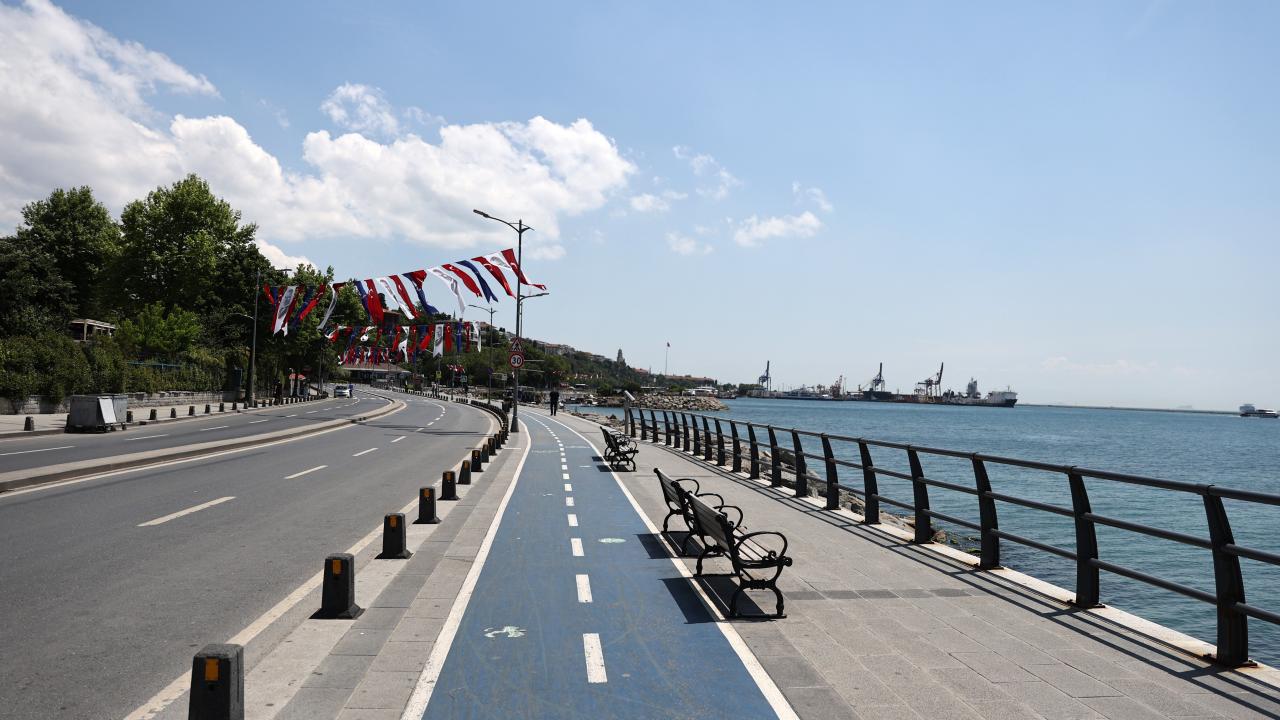 Hafta sonu kısıtlaması bir güne indi