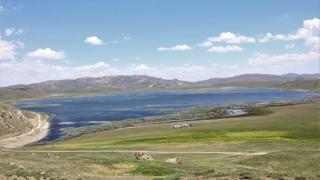 Doğa harikası 'Keşiş Gölü' misafirlerini ağırlıyor