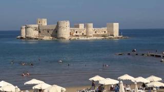Mersin'deki Kızkalesi'nde turizm hareketliliği başladı