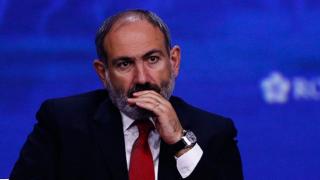 Paşinyan: S-300'ün üzerindeki kartı 30-40 bin dram altın için bir subay çıkarttı