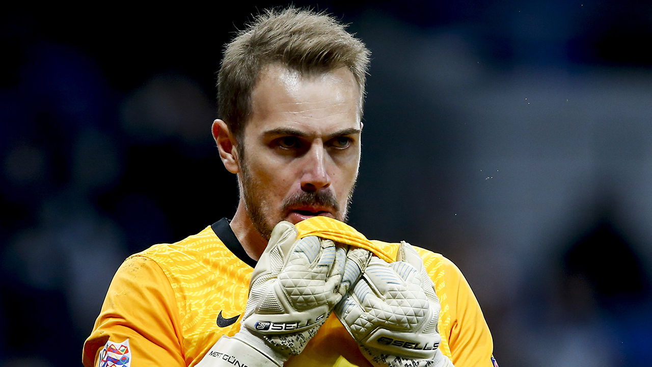 Fehmi Mert Günok - Medipol Başakşehir Futbol Kulübü