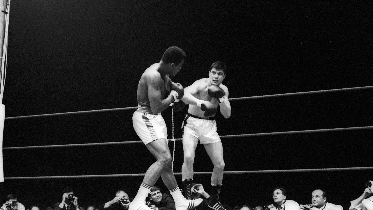 İlk büyük zaferi Liston`a karşı