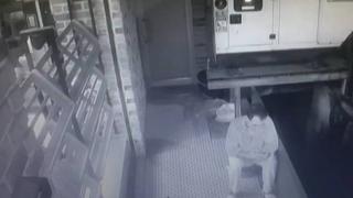 Avcılar'da balkonlar böyle çöktü