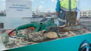 Dalgıçlar Kadıköy'de su altı temizliği yaptı