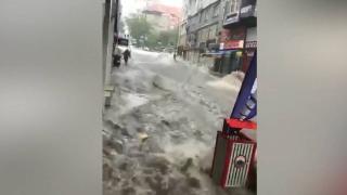 Samsun'da sağanak etkili oldu