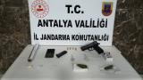 Antalya’da uyuşturucu operasyonu: 2 gözaltı