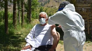 Hakkari'de aşı seferberliği sürüyor