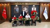 Bağcılar Belediye Başkanı Çağırıcı, Avrupa Şampiyonası'ndan madalyayla dönen engelli sporcuları ağırladı