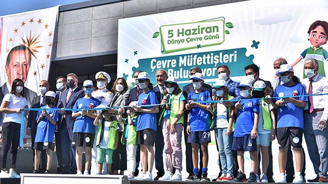 Bakan Elvan, Mersin Millet Bahçesinin açılışına katıldı