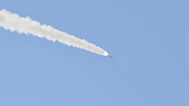Husilerden akaryakıt istasyonuna füzeli saldırı: 14 can kaybı