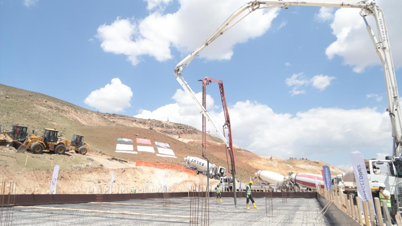 "Madenler de bizim, çevre de. İkisinden de vazgeçemeyiz"