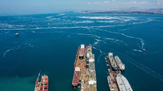 Marmara temizleniyor: 2 günde 392 metreküp müsilaj toplandı