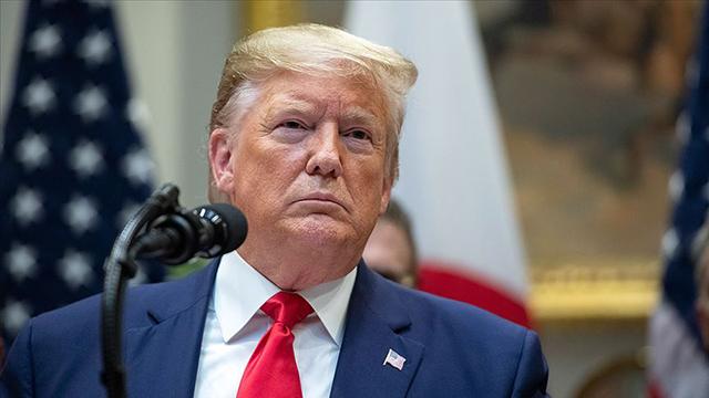 Trump Kongre baskınıyla ilgili belgelerin gizlenmesi için dava açtı