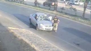 Yayaya çarpmamak için manevra yapınca taklalar attı