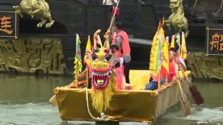 Çin'de Ejderha Teknesi Festivali