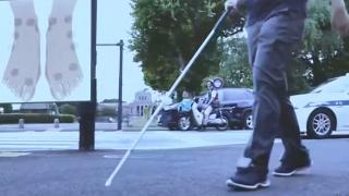 Görme engellilere "gören" ayakkabı