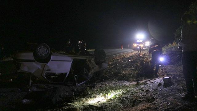 Gaziantepte otomobil devrildi: 3 ölü, 2 yaralı