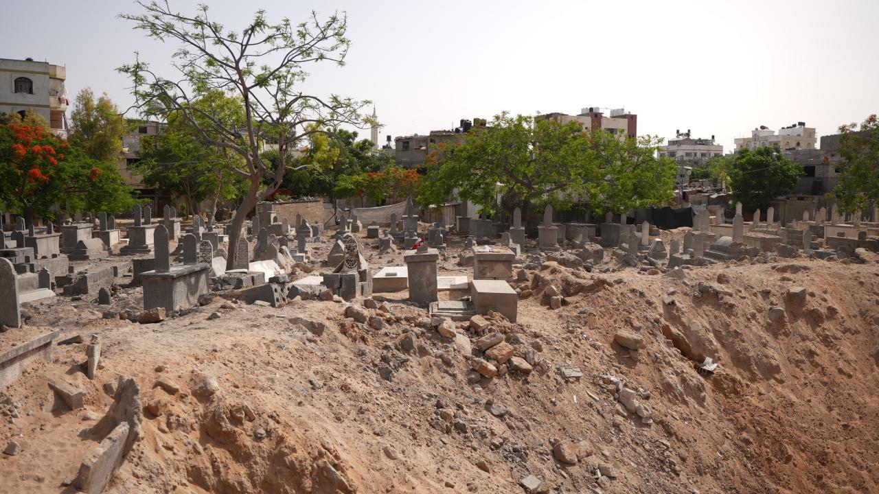 "İsrail kurulmadan önce vefat eden kişilerin bile naaşları vardı"