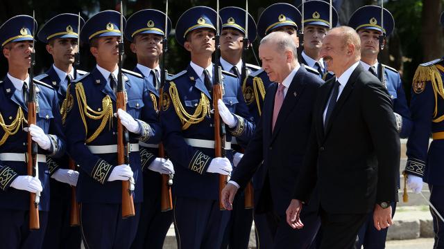 Cumhurbaşkanı Erdoğan Şuşada törenle karşılandı