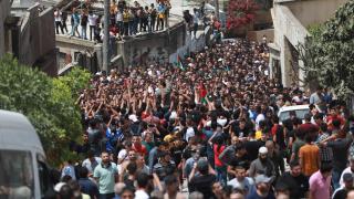 İsrail askerlerince şehit edilen Filistinli çocuk son yolculuğuna uğurlandı