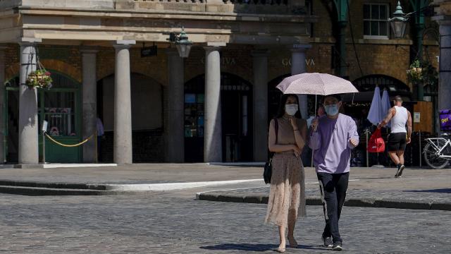 İngiliz Tabipler Birliği: 19 Temmuzda kısıtlamaları kaldırma kararı sorumsuzluk