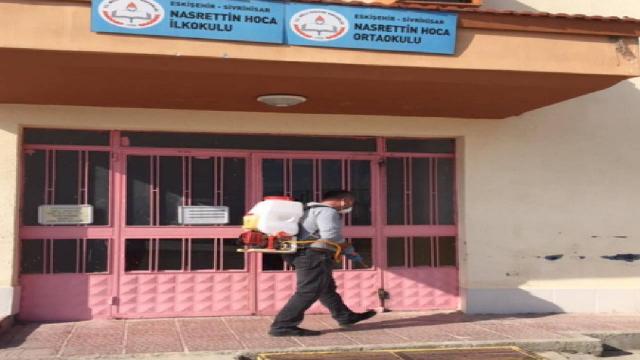 Servis şoförü ve 17 öğrenci karantinaya alındı