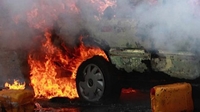 Nijeryada akaryakıt yüklü tanker ile minibüs çarpıştı: 7 ölü