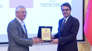 Azerbaycan'dan TRT'ye "Kardeşlik Ödülü"