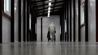 Koronavirüs servisleri bir bir kapanıyor