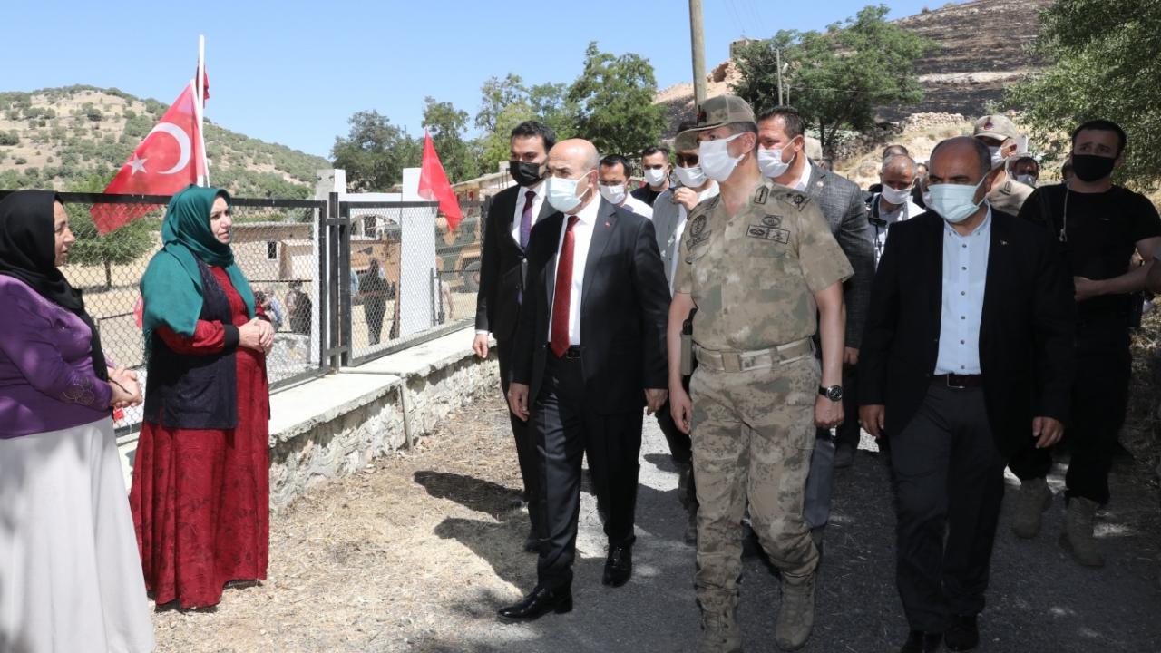 Pınarcık'ta 34 yıl önce PKK'lı teröristlerce katledilen 30 kişi anıldı