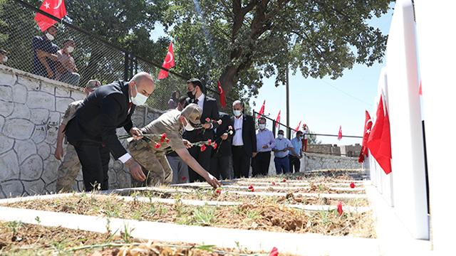 Mardinde teröristlerin 34 yıl önce katlettiği 30 vatandaş anıldı