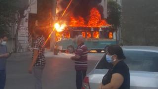 Kazada minibüsler alev aldı